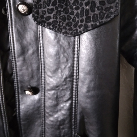NWOT- CV HANDMADE IN ITALY LEATHER JACKET - Picture 4 of 8